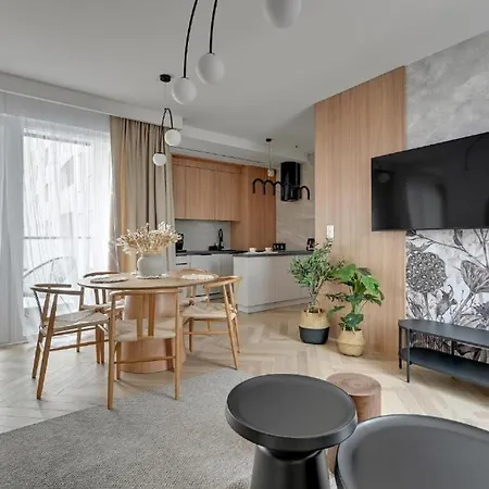 Daire Family & Business Sauna Baltic Horizon No 2 Premium - 3 Bedroom With Private Sauna, Jacuzzi, Rooftop Gym & Panoramic Terrace, Balcony, Underground Garage Gdansk