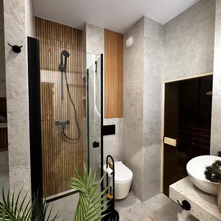 Daire Family & Business Sauna Baltic Horizon No 2 Premium - 3 Bedroom With Private Sauna, Jacuzzi, Rooftop Gym & Panoramic Terrace, Balcony, Underground Garage