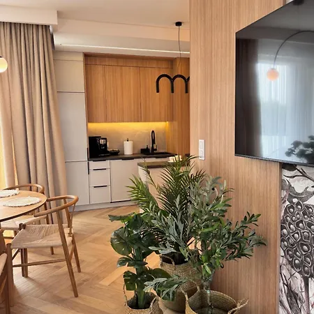 Family & Business Sauna Baltic Horizon Premium - 3 Bedroom With Private Sauna, Jacuzzi, Rooftop Gym & Panoramic Terrace, Balcony, Underground Garage Apartmán *
