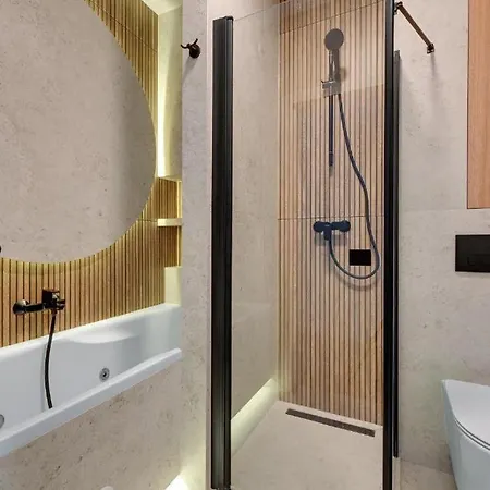 Family & Business Sauna Baltic Horizon No 2 Premium - 3 Bedroom With Private Sauna, Jacuzzi, Rooftop Gym & Panoramic Terrace, Balcony, Underground Garage Lägenhet