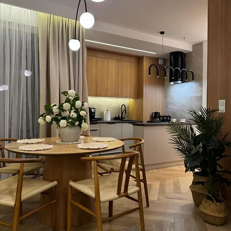 Family & Business Sauna Baltic Horizon Premium - 3 Bedroom With Private Sauna, Jacuzzi, Rooftop Gym & Panoramic Terrace, Balcony, Underground Garage Apartmán