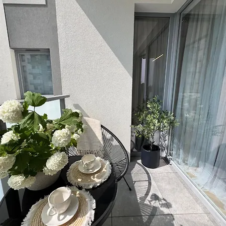 Apartmán Family & Business Sauna Baltic Horizon Premium - 3 Bedroom With Private Sauna, Jacuzzi, Rooftop Gym & Panoramic Terrace, Balcony, Underground Garage *