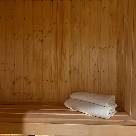 Family & Business Sauna Baltic Horizon Premium - 3 Bedroom With Private Sauna, Jacuzzi, Rooftop Gym & Panoramic Terrace, Balcony, Underground Garage Apartmán *