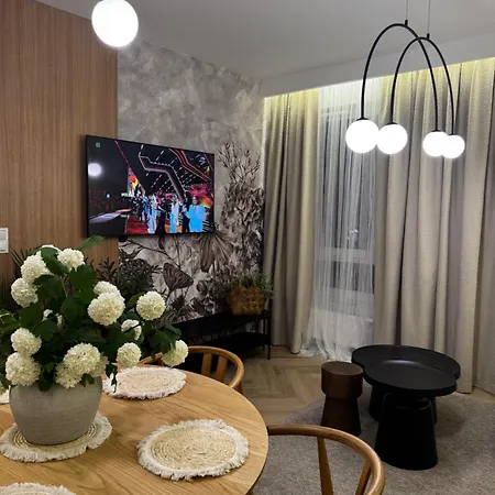 דירה Family & Business Sauna Baltic Horizon Premium - 3 Bedroom With Private Sauna, Jacuzzi, Rooftop Gym & Panoramic Terrace, Balcony, Underground Garage גדנסק