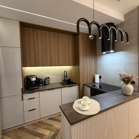 Apartmán Family & Business Sauna Baltic Horizon Premium - 3 Bedroom With Private Sauna, Jacuzzi, Rooftop Gym & Panoramic Terrace, Balcony, Underground Garage *
